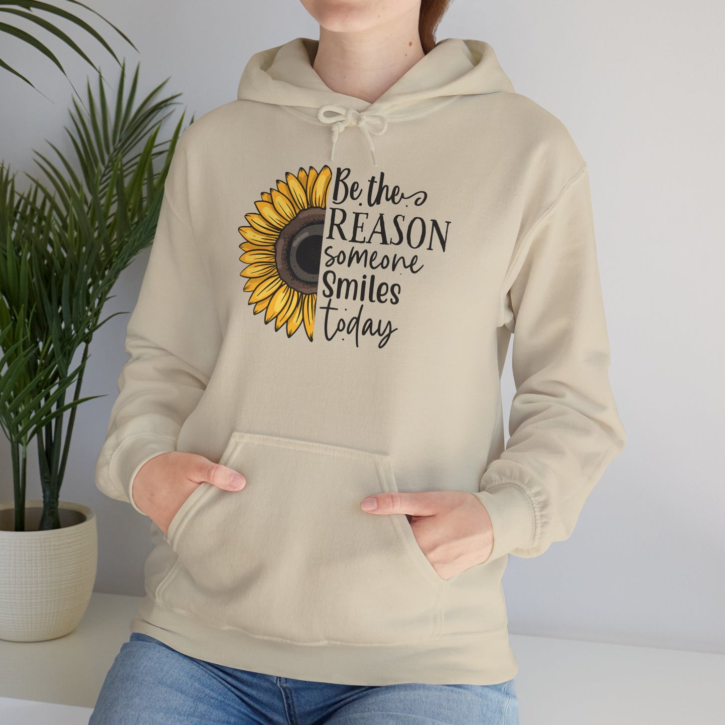 Be the Reason Someone Smiles | Unisex Heavy Blend™ Hoodie